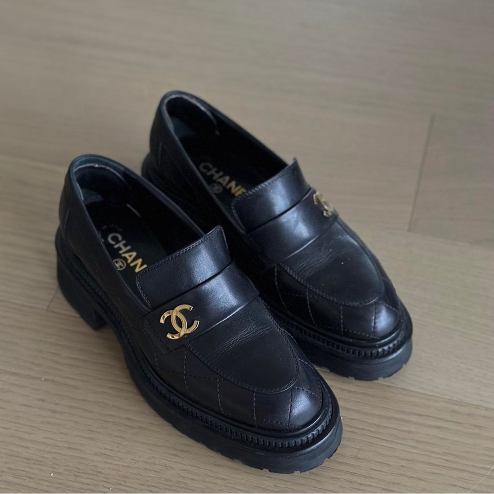 2024 Chanel leather platform loafers black 37